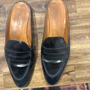 Everlane Women’s Black Slip-On Loafer Mules